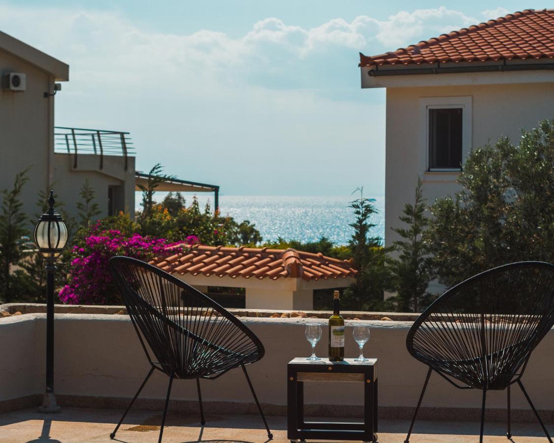 Adam & Eve Villas Соунио Екстериор снимка